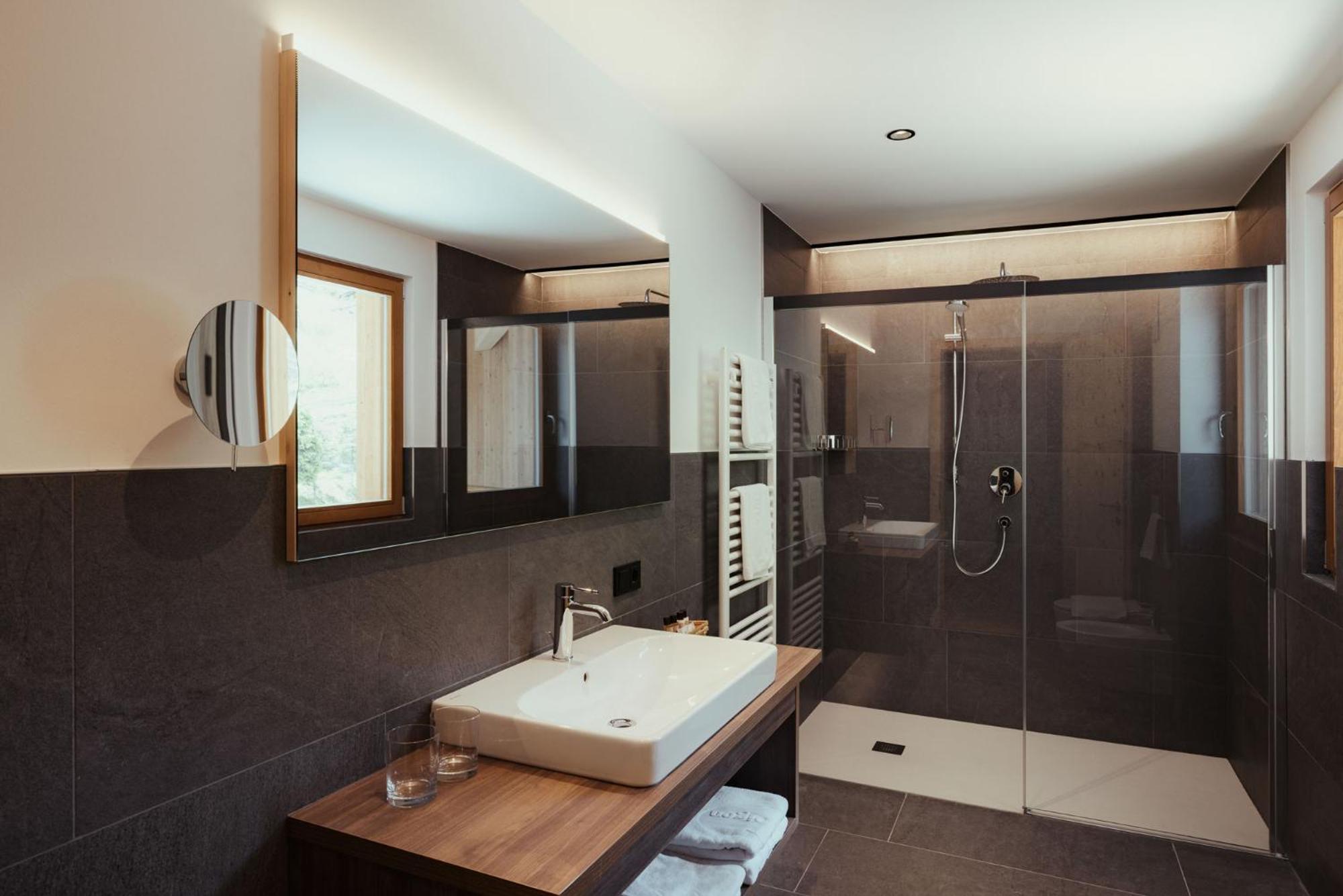 Hotel Digon Ортізеї Екстер'єр фото